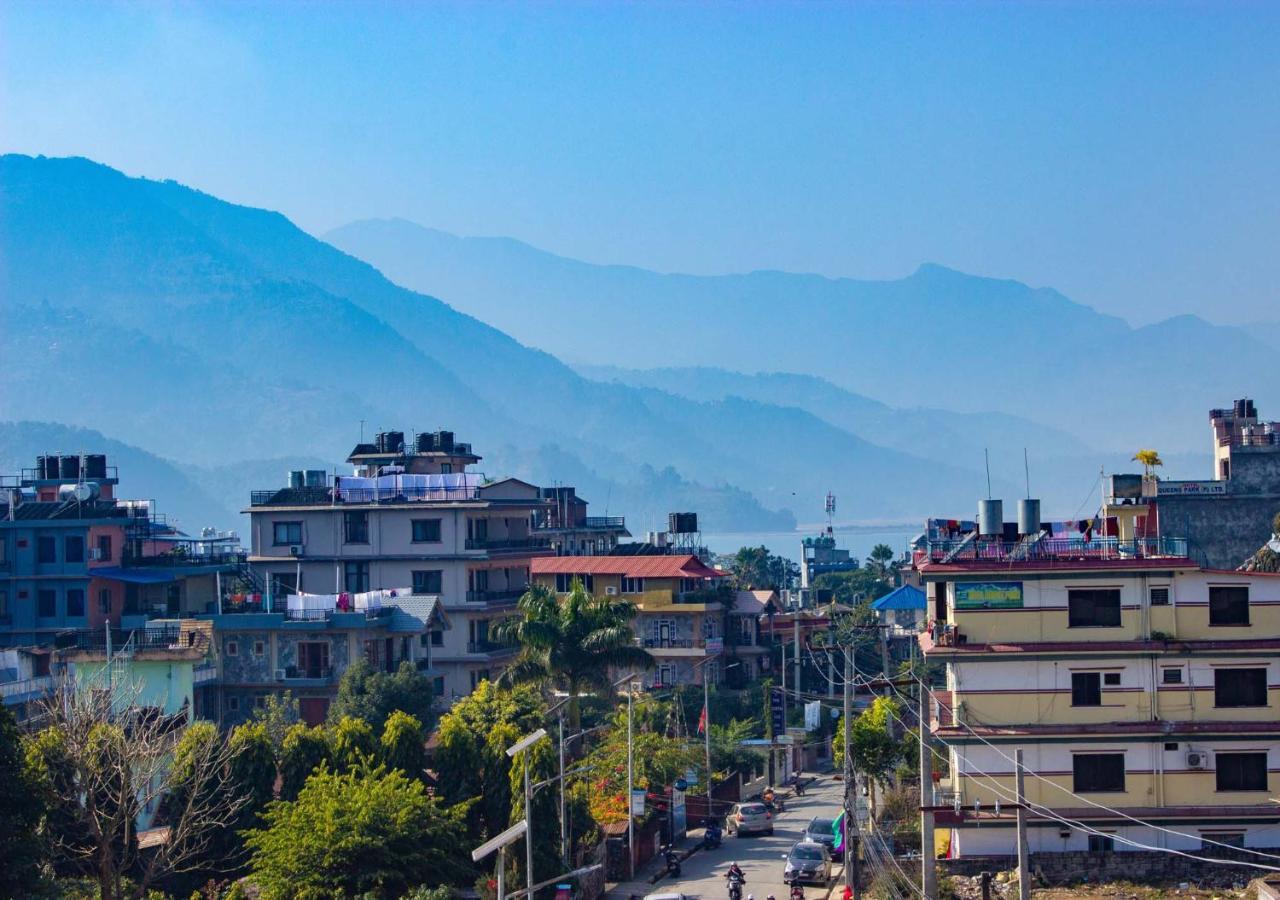 Hotel Silverline Pokhara Dış mekan fotoğraf