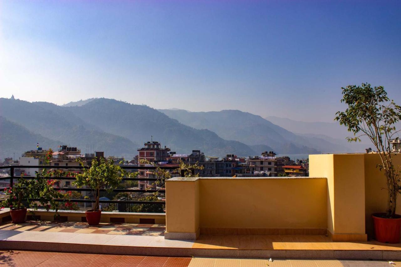 Hotel Silverline Pokhara Dış mekan fotoğraf