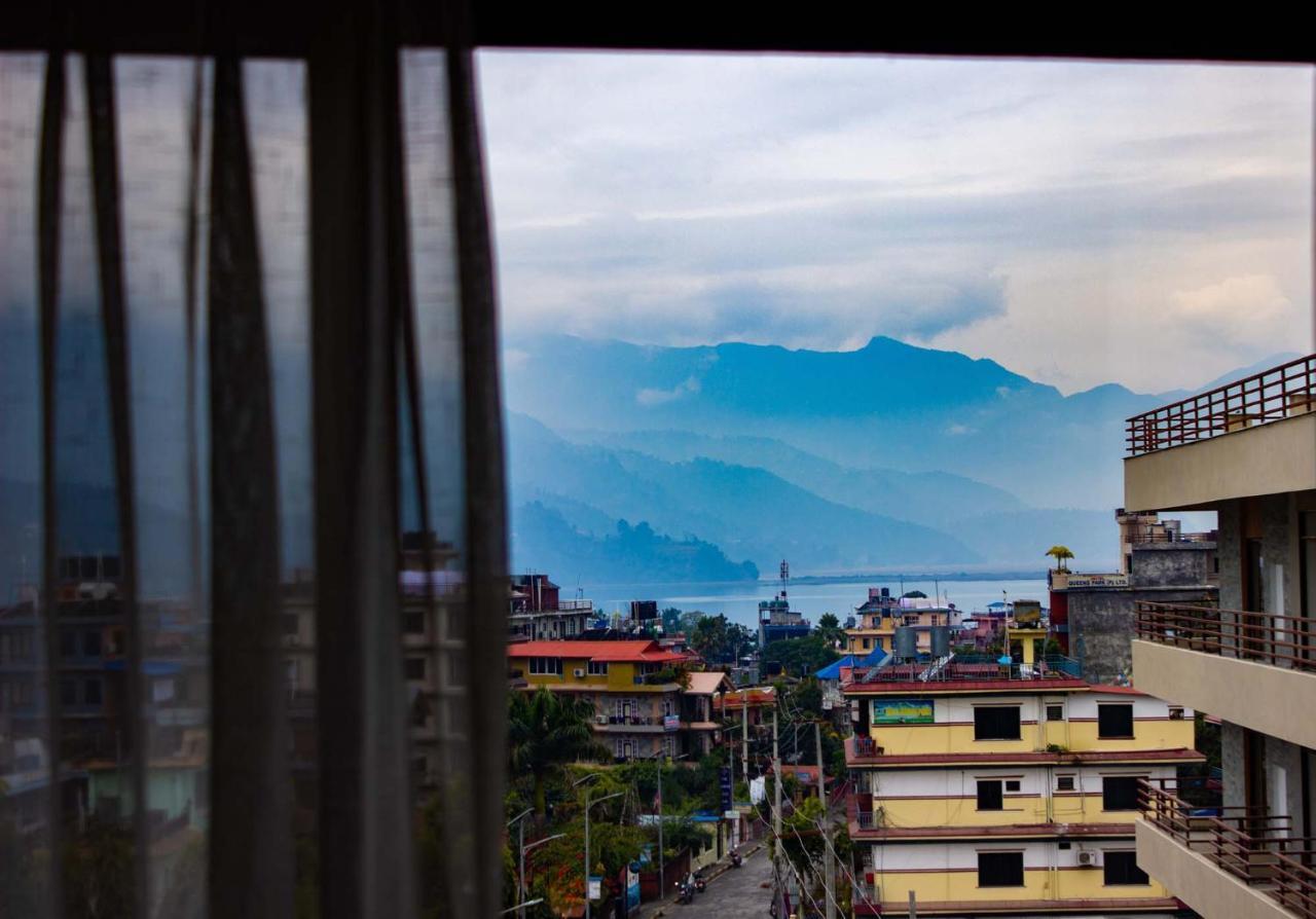 Hotel Silverline Pokhara Dış mekan fotoğraf